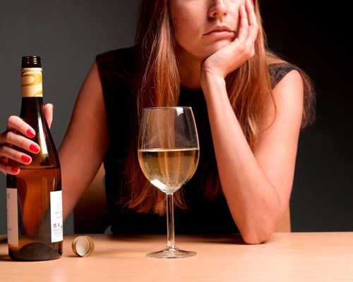 Анонимное лечение женского алкоголизма в Нижней Туре